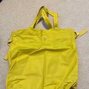 Lululemon tote